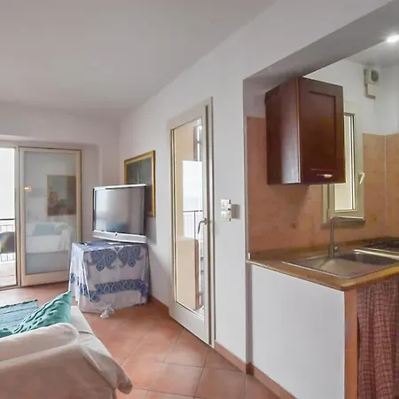 Apartamento Amazing In With Wifi Scilla