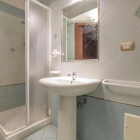 Apartamento Amazing In With Wifi Scilla