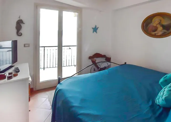 Amazing In With Wifi דירה